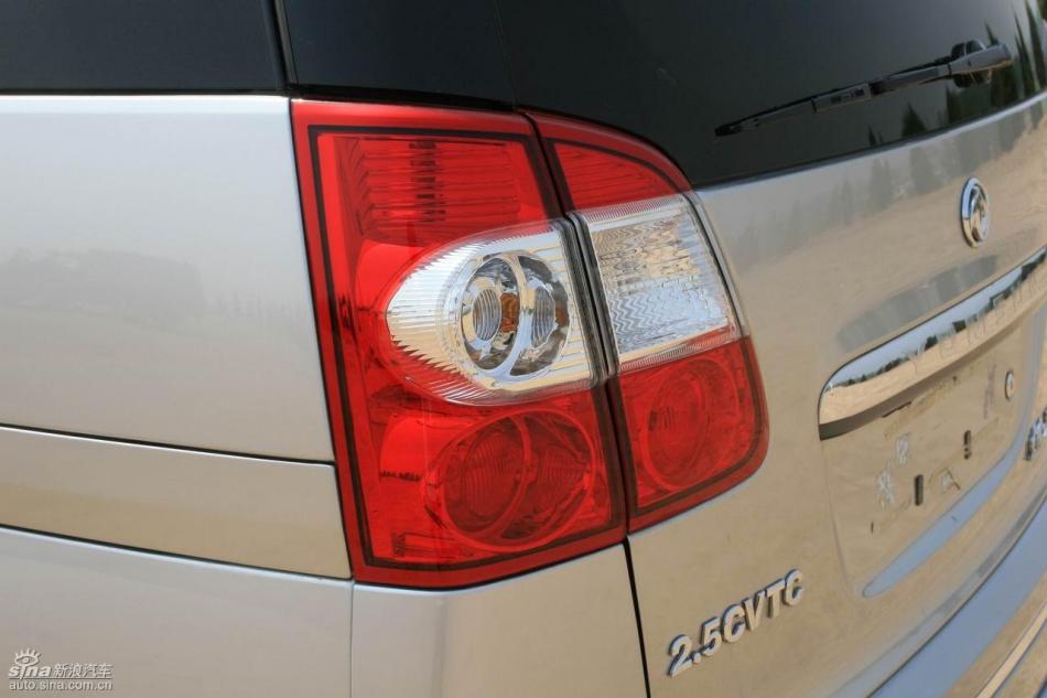 09款御轩试驾实拍