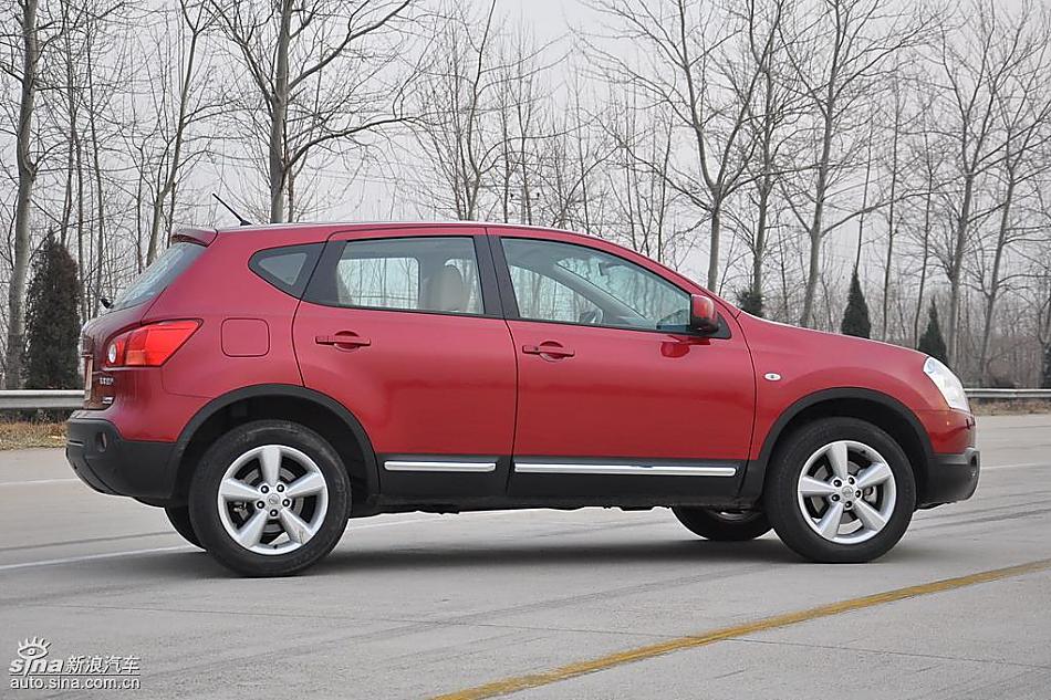 逍客2.0四驱自动实拍图