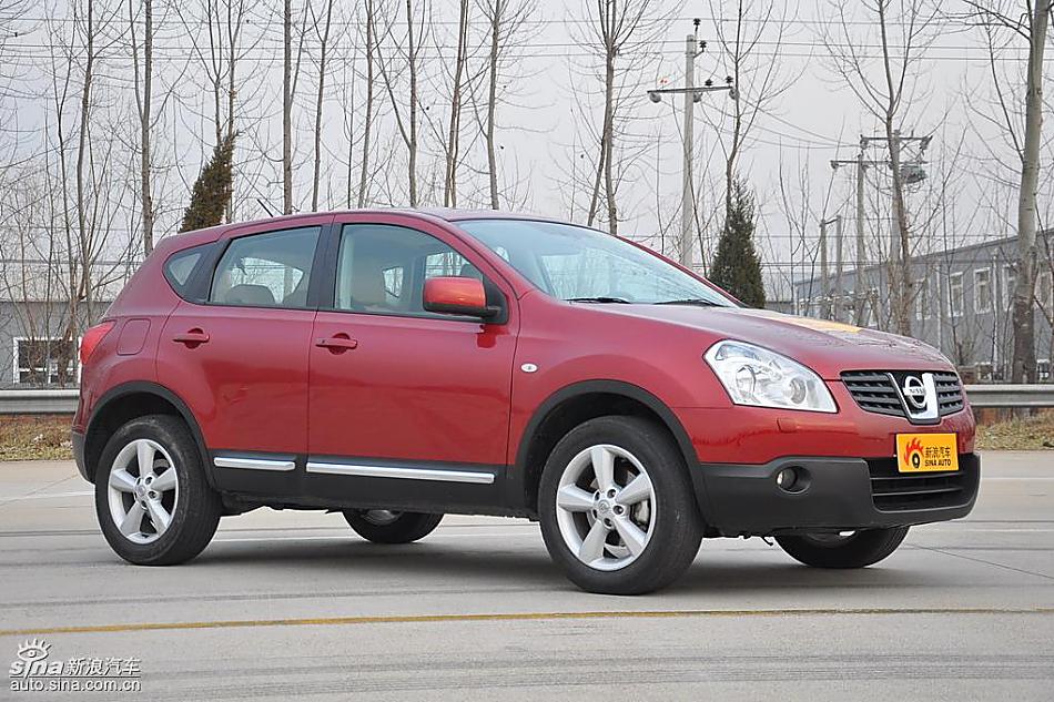 逍客2.0四驱自动实拍图