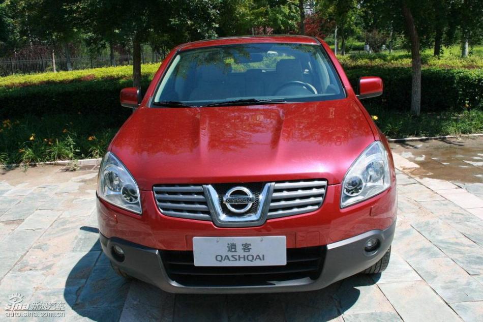 逍客2.0XV四驱自动