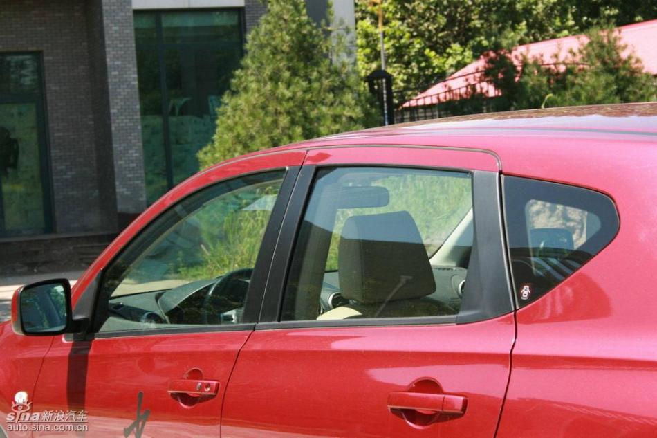 逍客2.0XV四驱自动