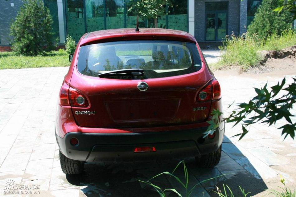 逍客2.0XV四驱自动