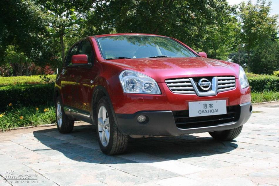 逍客2.0XV四驱自动