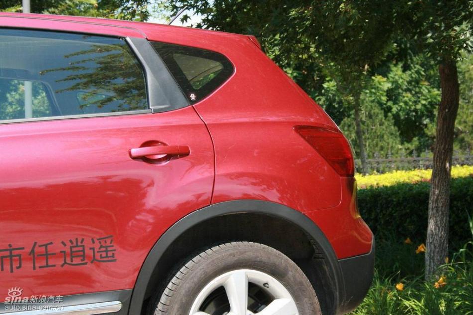 逍客2.0XV四驱自动