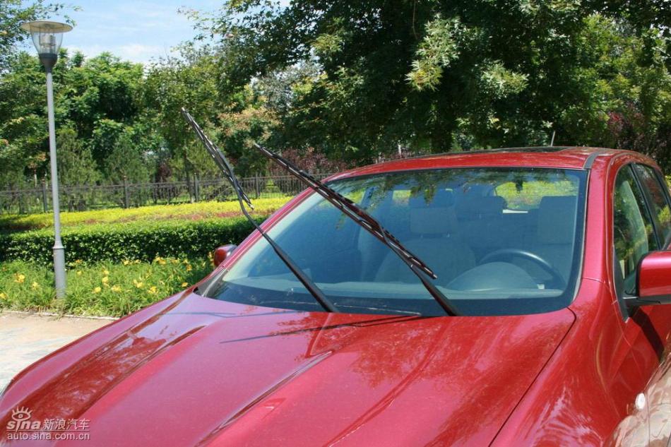 逍客2.0XV四驱自动