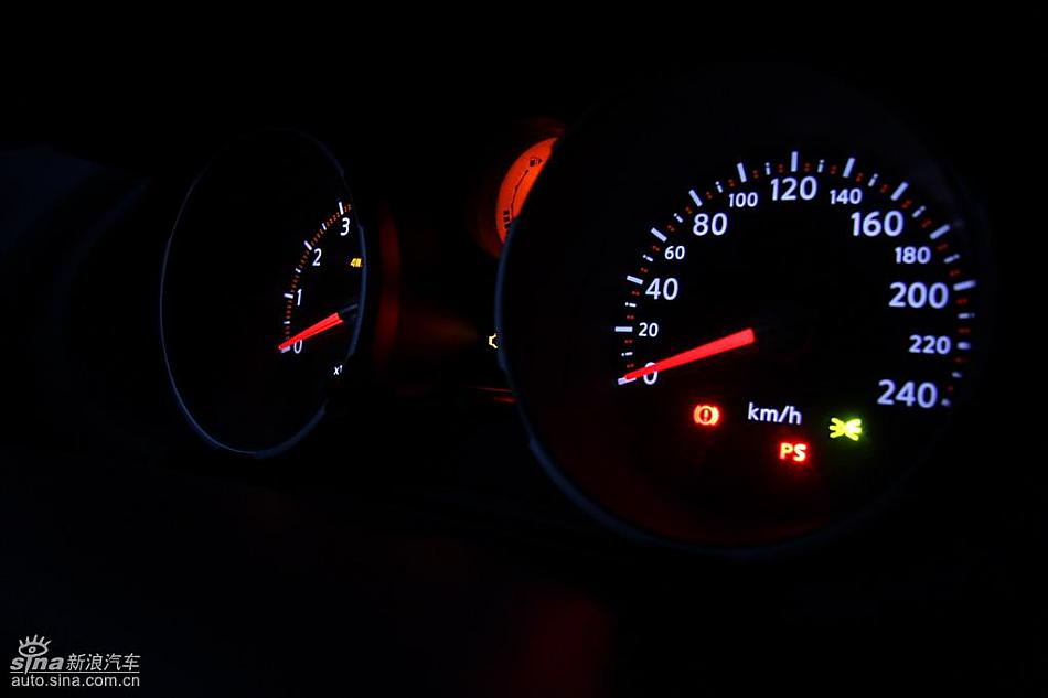 东风日产逍客试车实拍图内饰