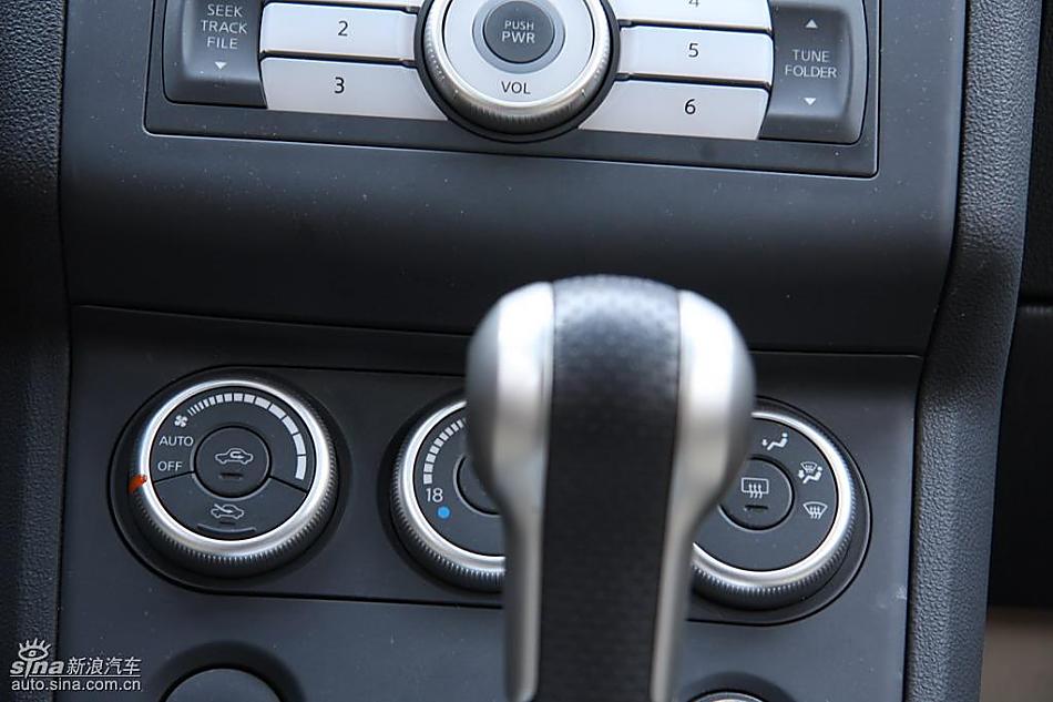 东风日产逍客试车实拍图内饰