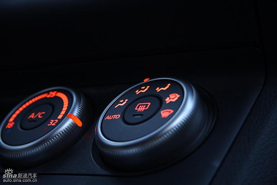 东风日产逍客试车实拍图内饰