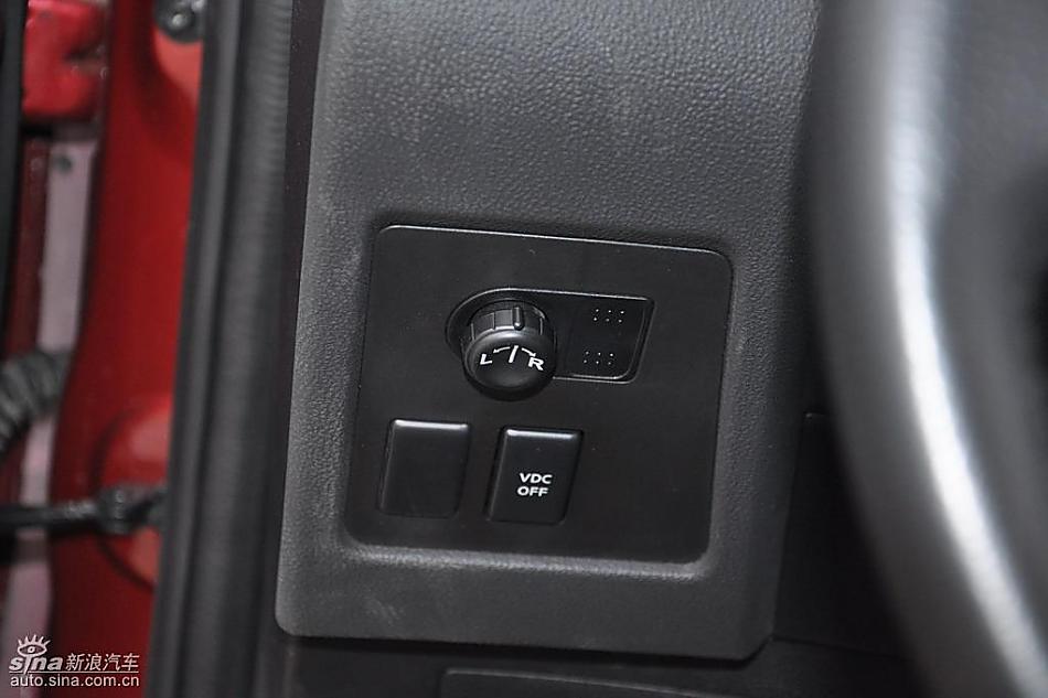 逍客2.0四驱自动实拍图