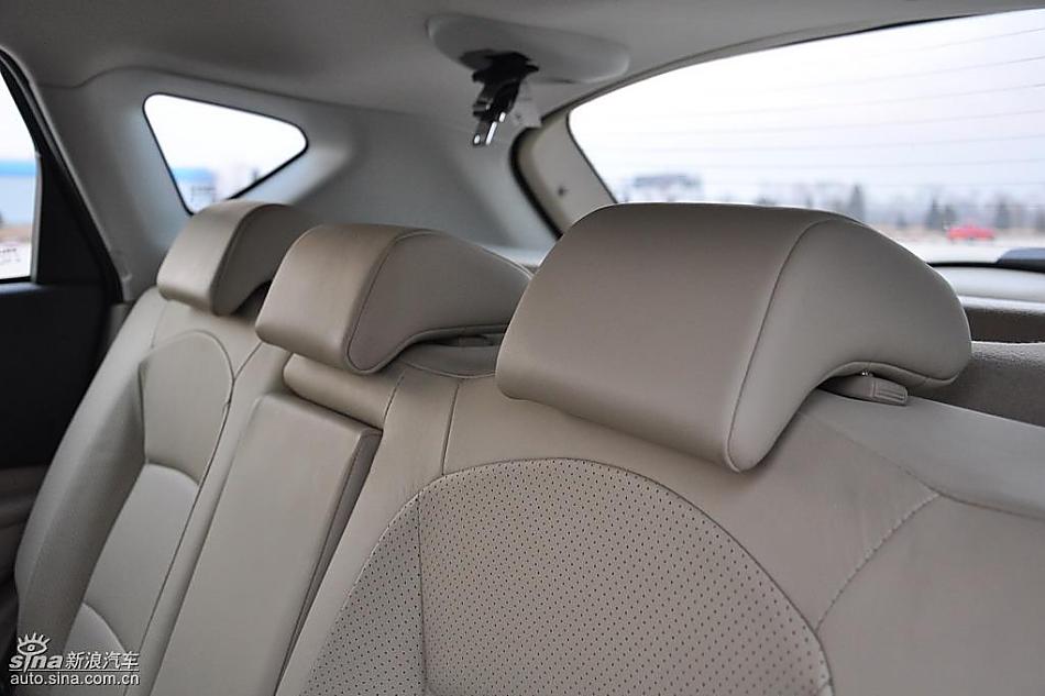 逍客2.0四驱自动实拍图