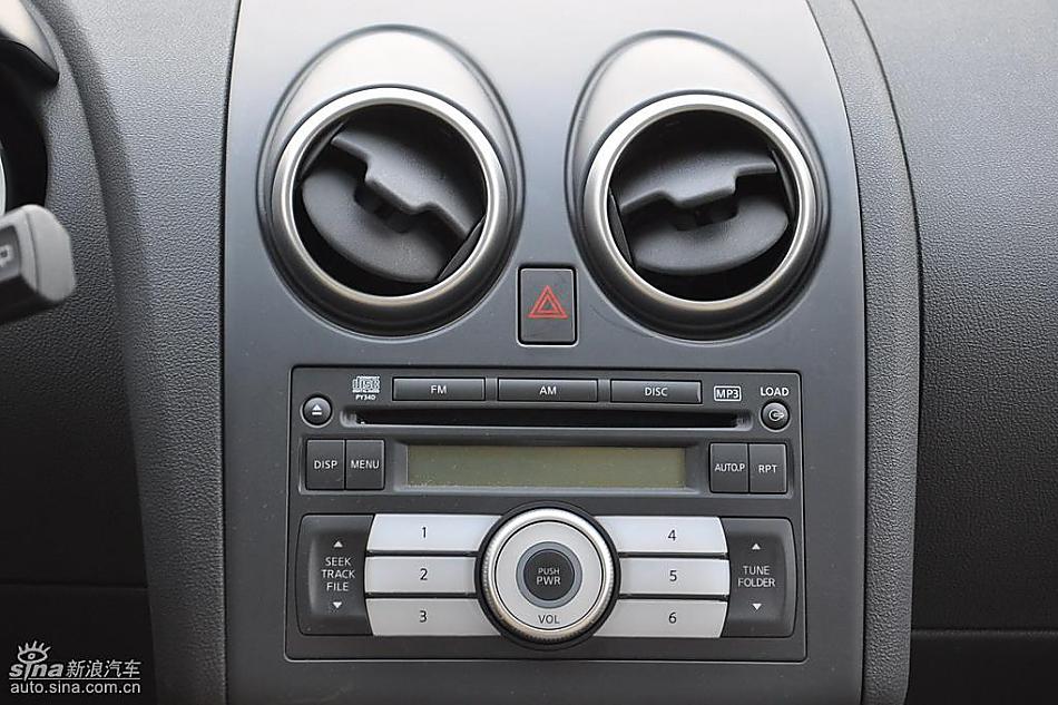 逍客2.0四驱自动实拍图