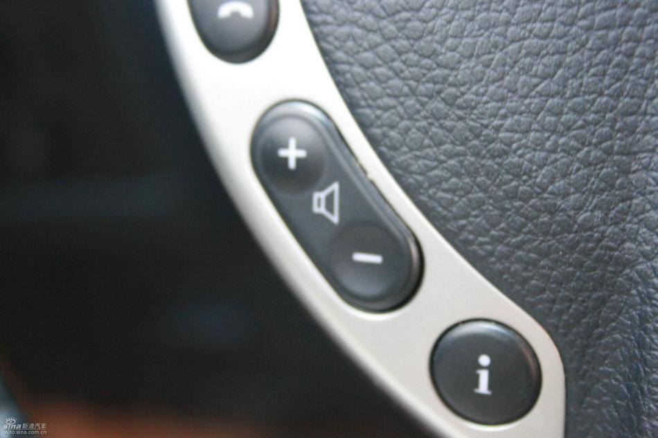 逍客2.0XV四驱自动