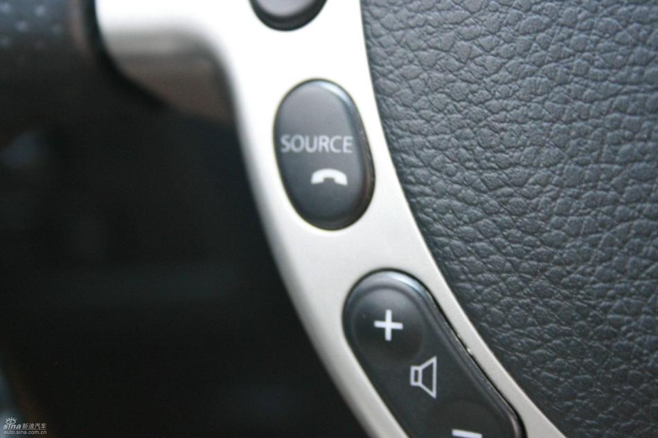 逍客2.0XV四驱自动