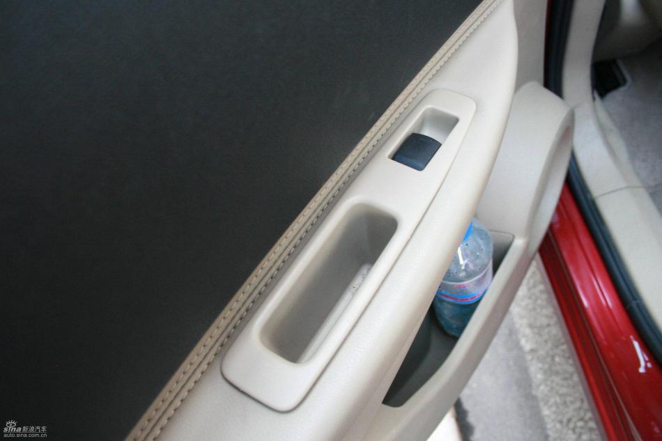 逍客2.0XV四驱自动