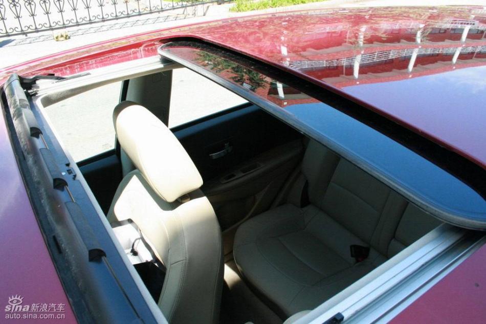 逍客2.0XV四驱自动