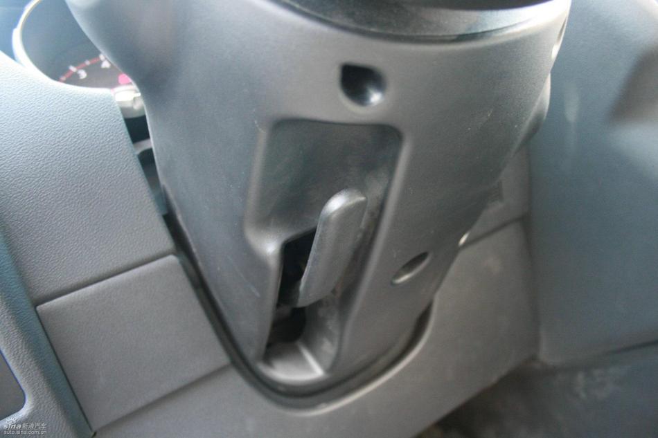 逍客2.0XV四驱自动