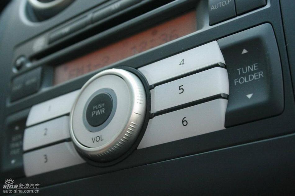 逍客2.0XV四驱自动