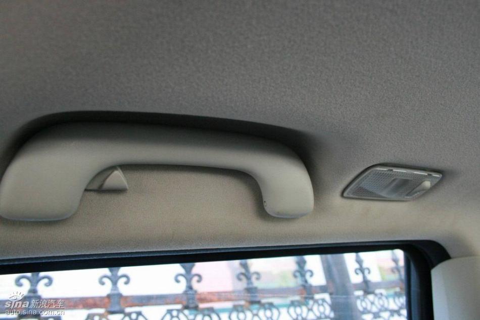 逍客2.0XV四驱自动