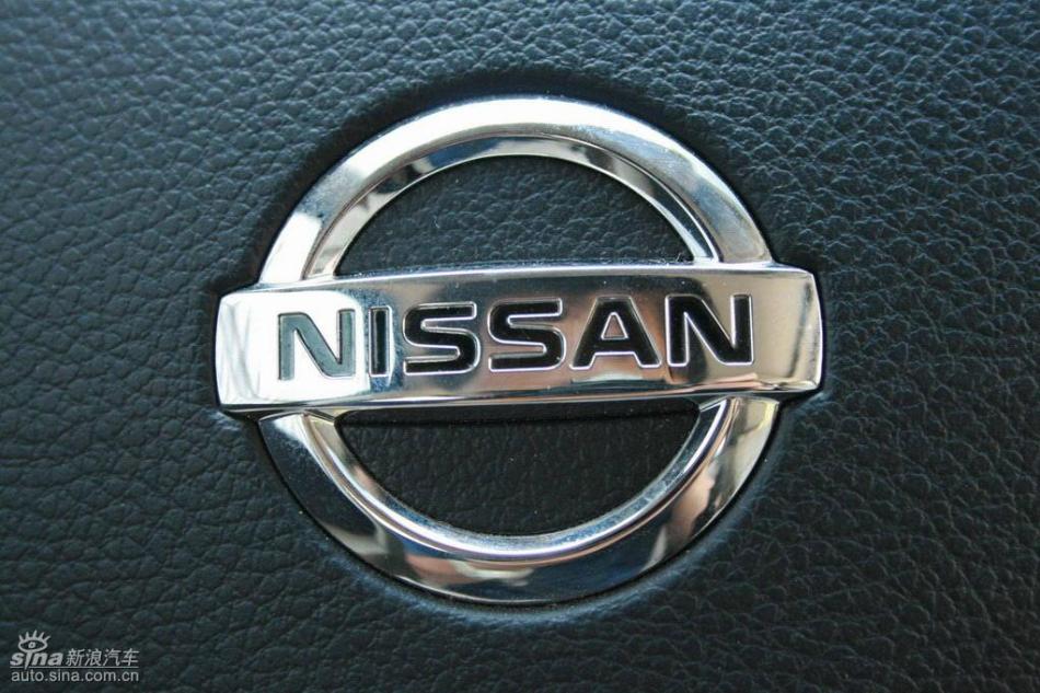 逍客2.0XV四驱自动