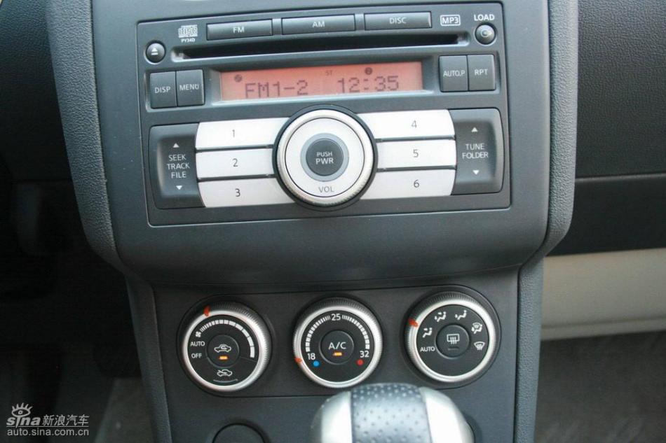 逍客2.0XV四驱自动