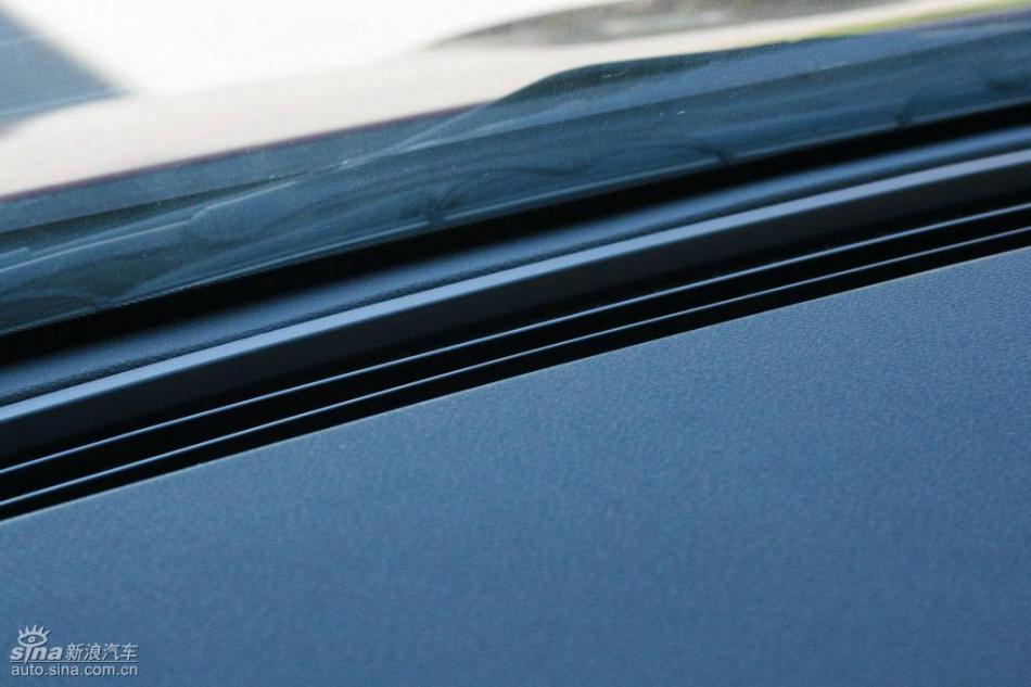 逍客2.0XV四驱自动