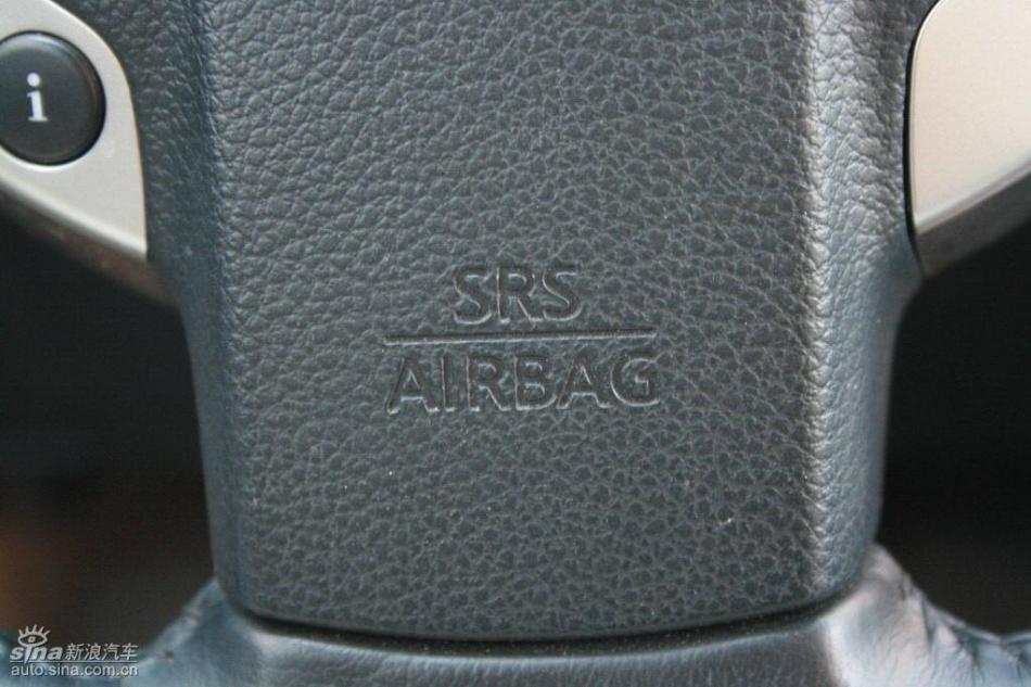 逍客2.0XV四驱自动