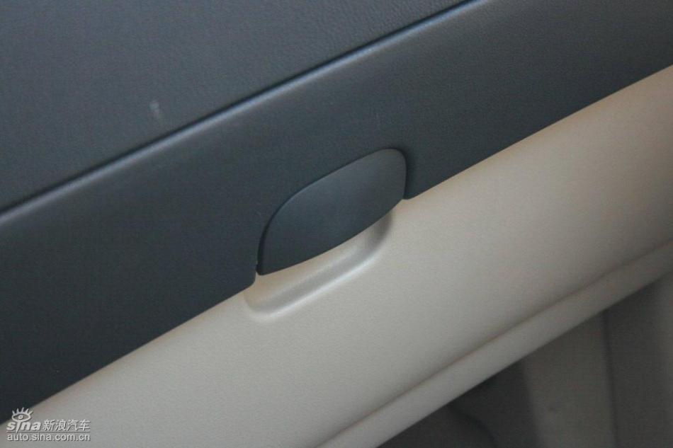 逍客2.0XV四驱自动