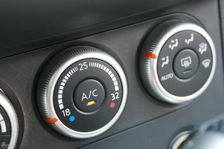 逍客2.0XV四驱自动