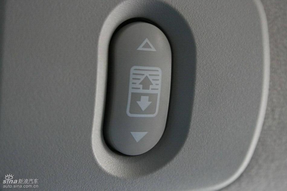 逍客2.0XV四驱自动