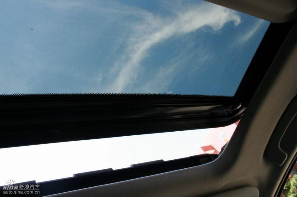 逍客2.0XV四驱自动