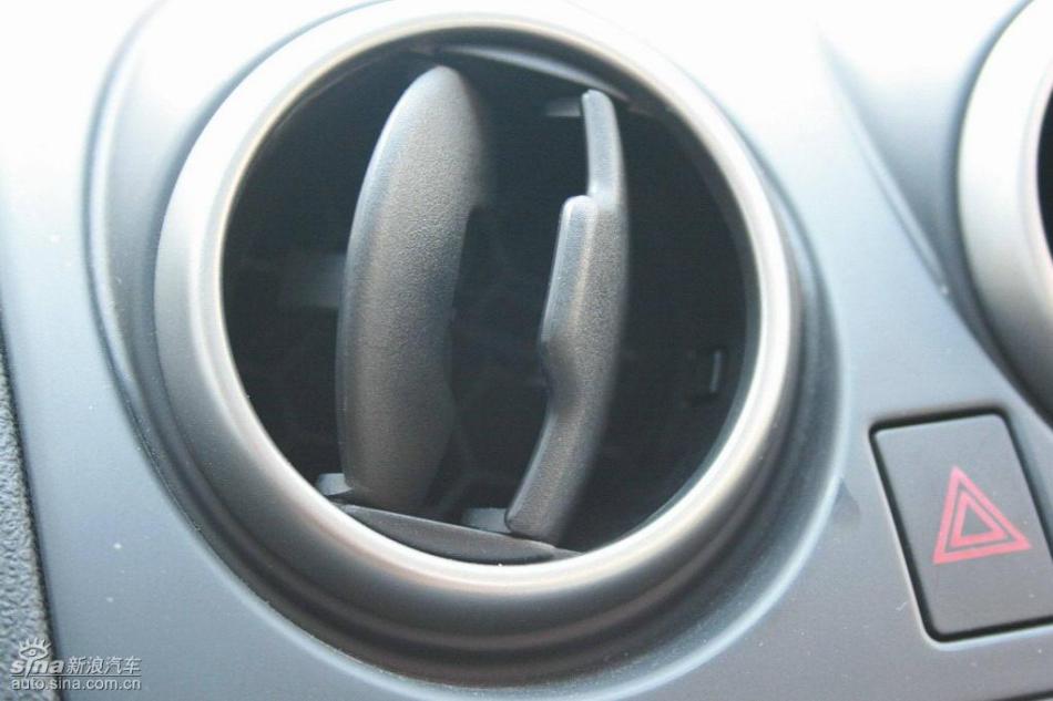 逍客2.0XV四驱自动