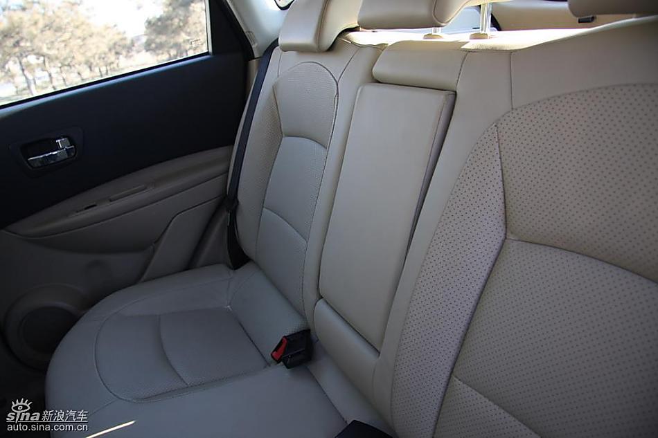 东风日产逍客试车实拍图内饰