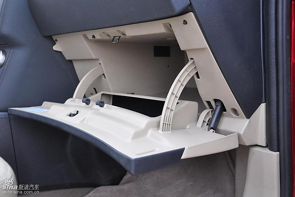 逍客2.0四驱自动实拍图