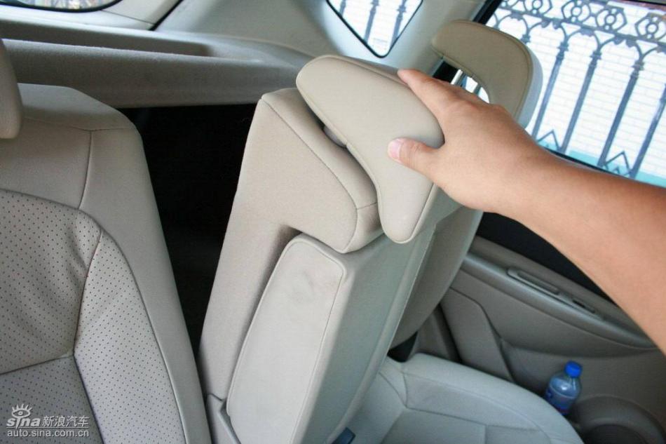 逍客2.0XV四驱自动