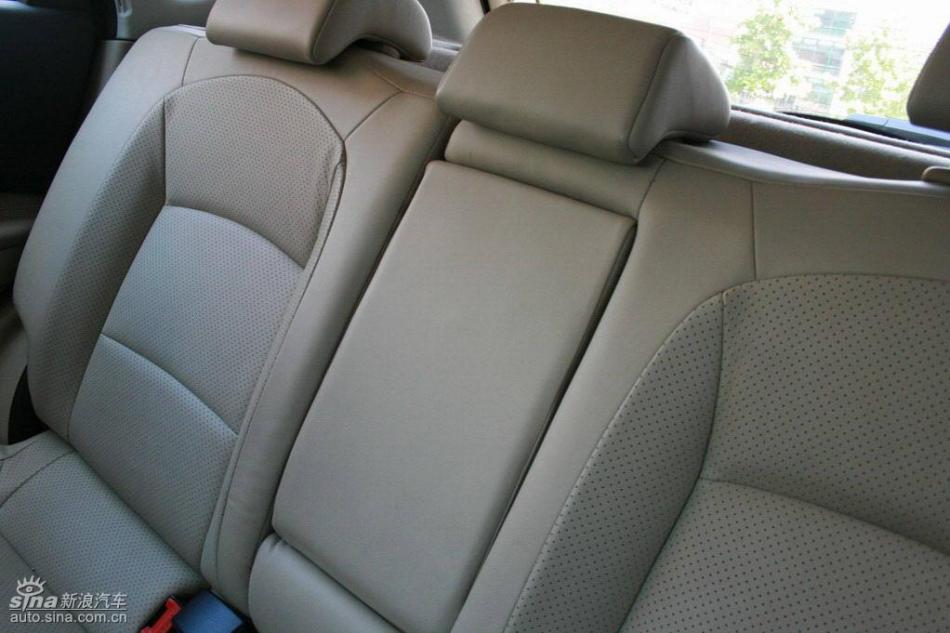 逍客2.0XV四驱自动