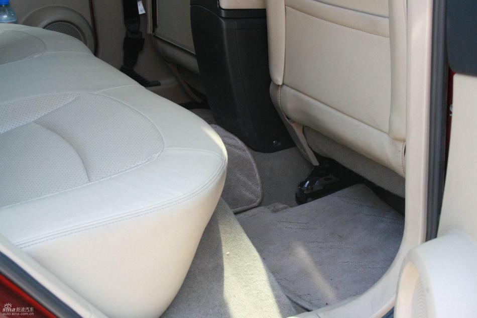 逍客2.0XV四驱自动