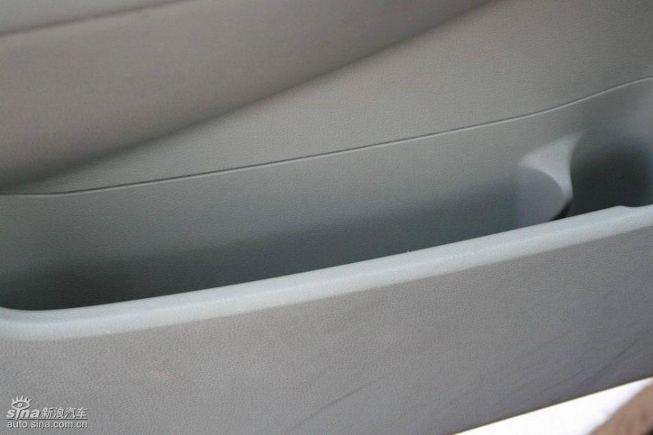 逍客2.0XV四驱自动