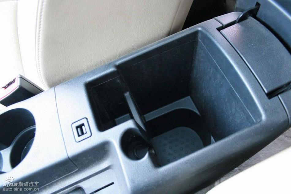 逍客2.0XV四驱自动