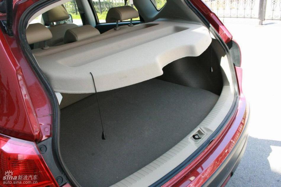 逍客2.0XV四驱自动