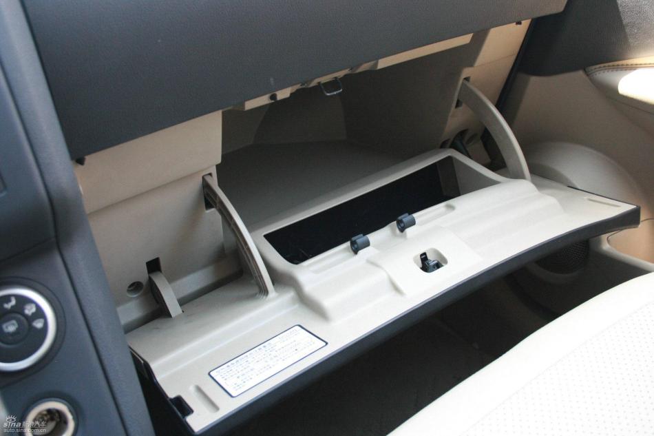 逍客2.0XV四驱自动