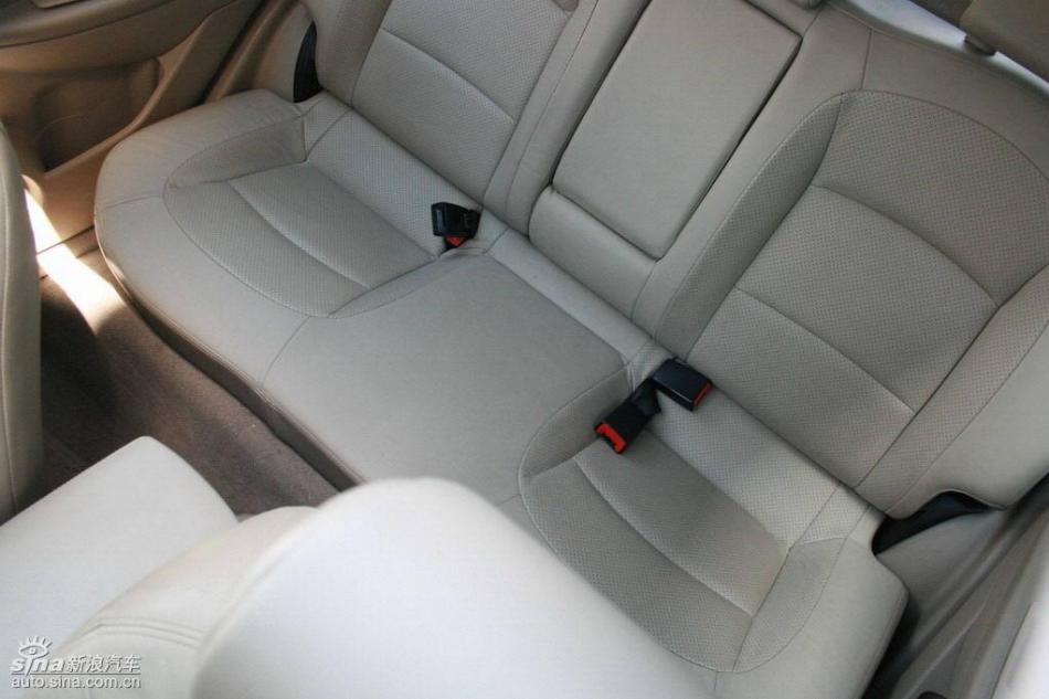 逍客2.0XV四驱自动