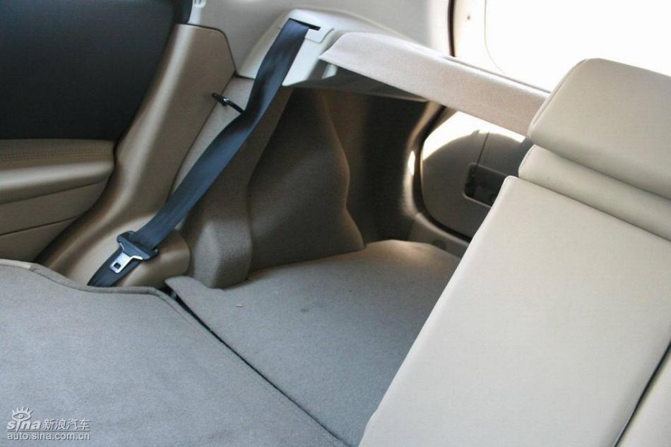 逍客2.0XV四驱自动