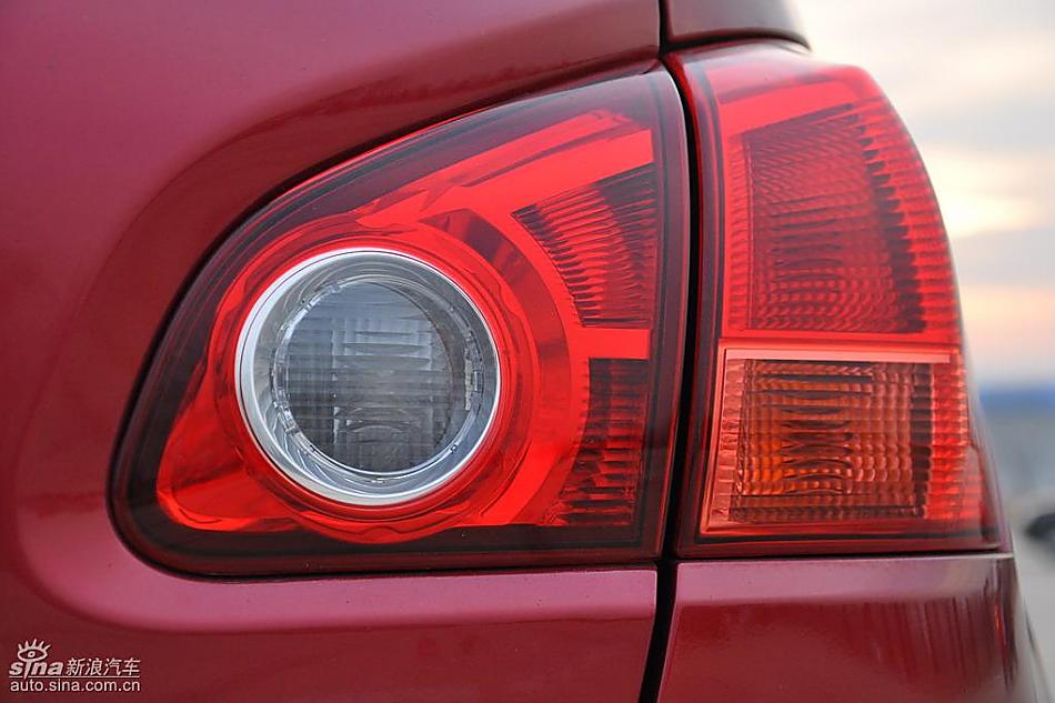 逍客2.0四驱自动实拍图