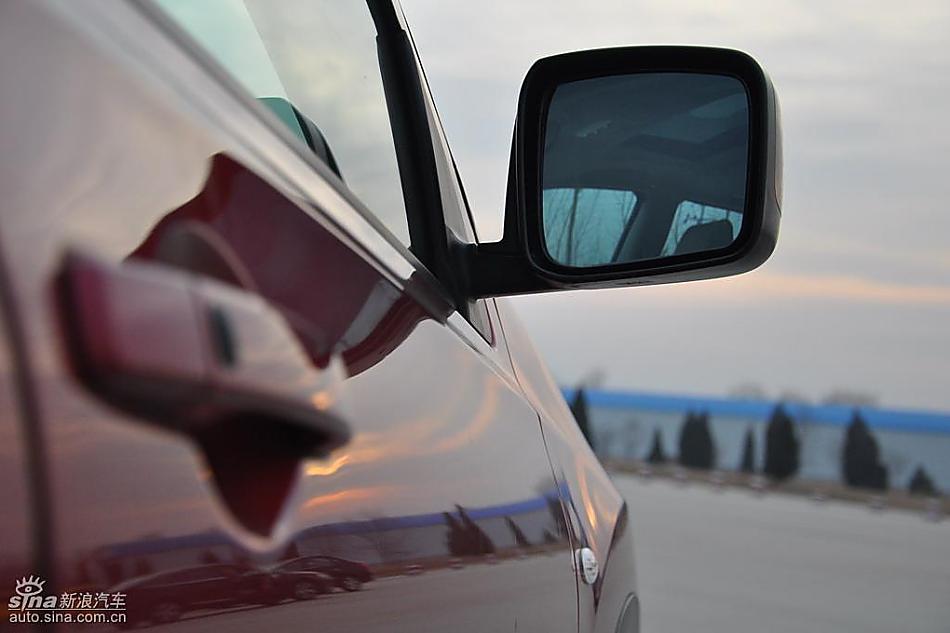 逍客2.0四驱自动实拍图