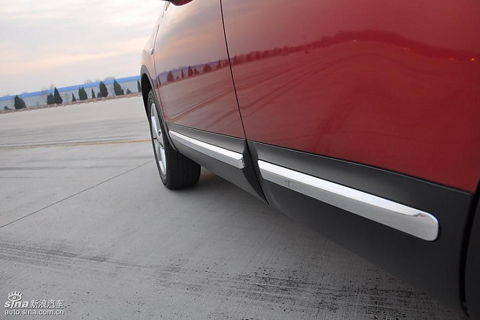 逍客2.0四驱自动实拍图