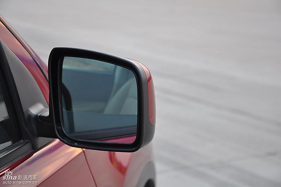 逍客2.0四驱自动实拍图