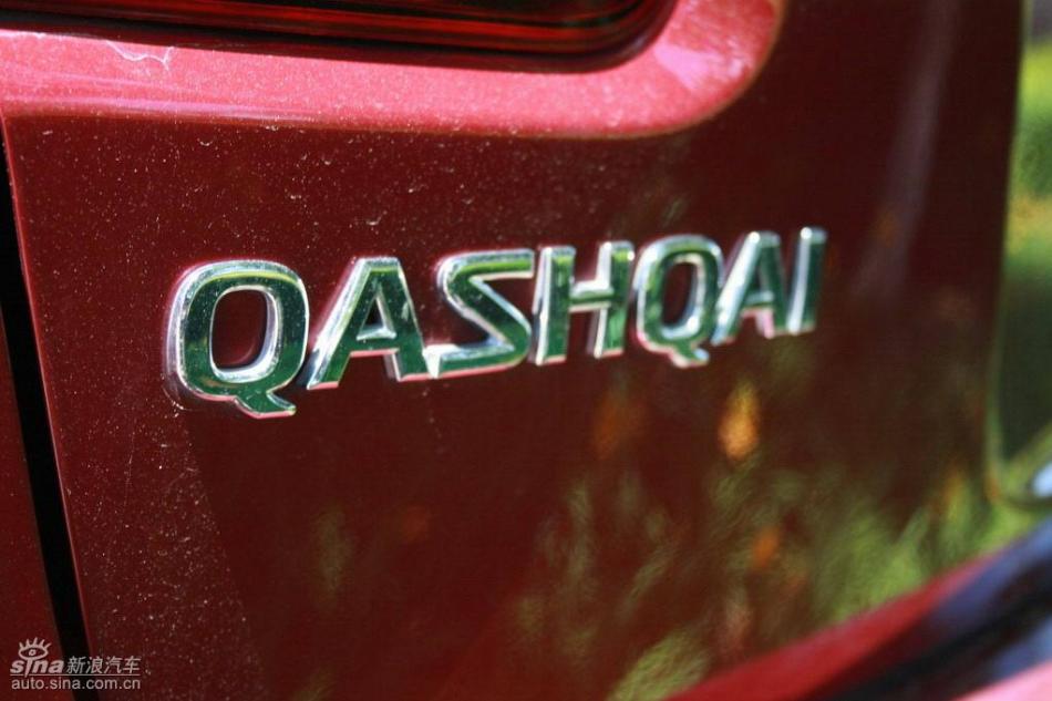 逍客2.0XV四驱自动