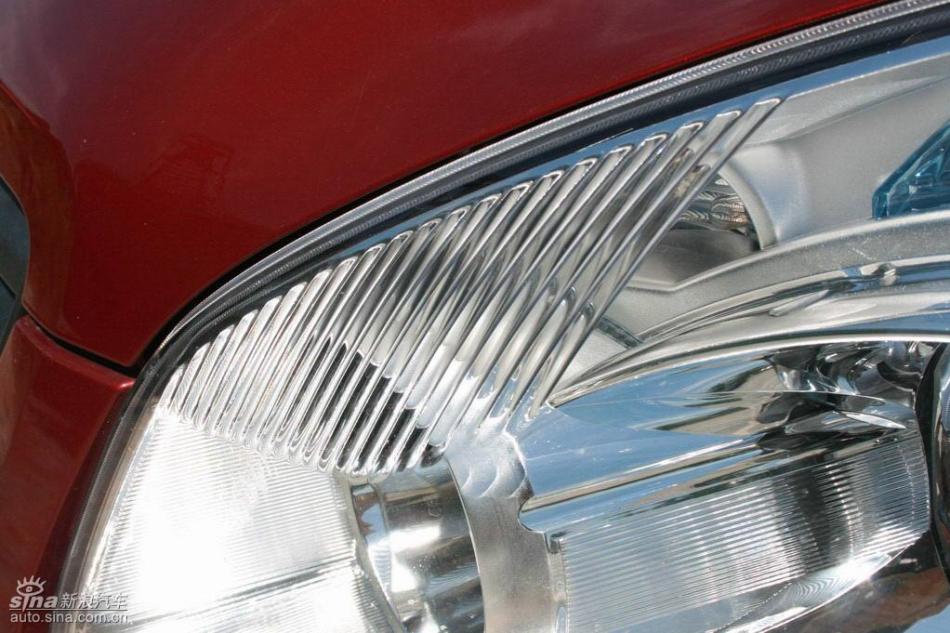 逍客2.0XV四驱自动