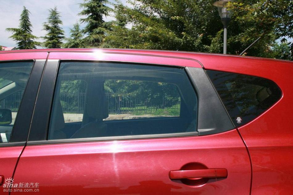 逍客2.0XV四驱自动