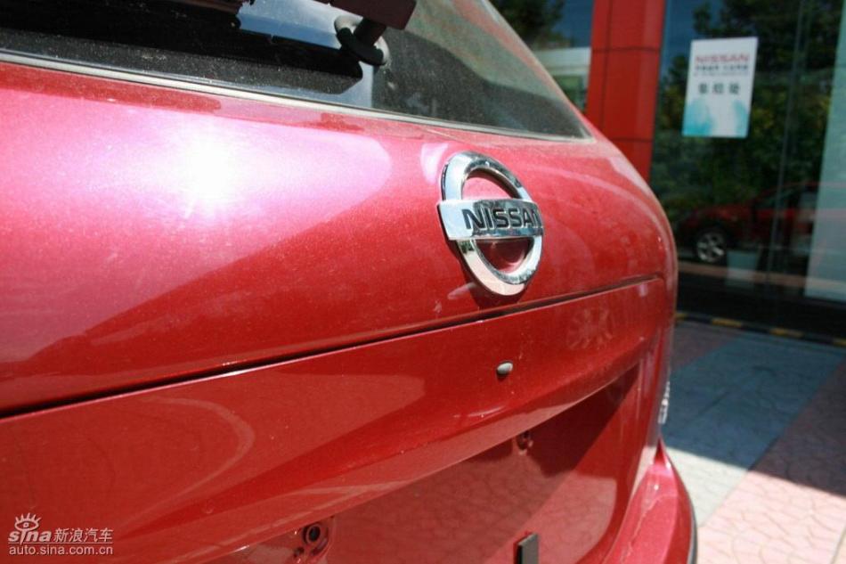 逍客2.0XV四驱自动